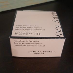 Mary Kay Mineral Powder Foundation